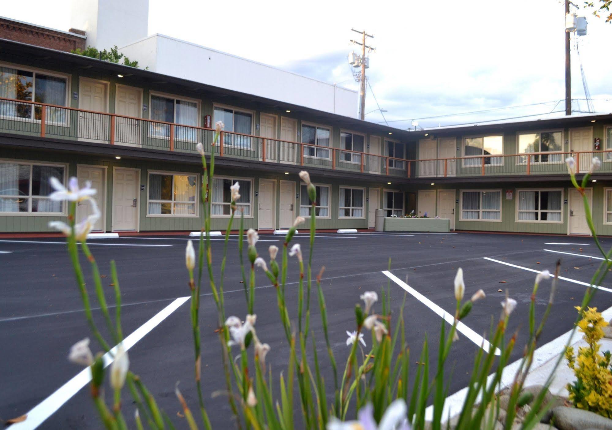 Thunderbird Lodge Redding Eksteriør bilde